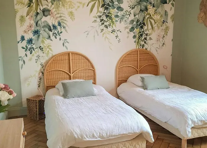 Holiday home Former 1909 Family-friendly Station In Normandy *