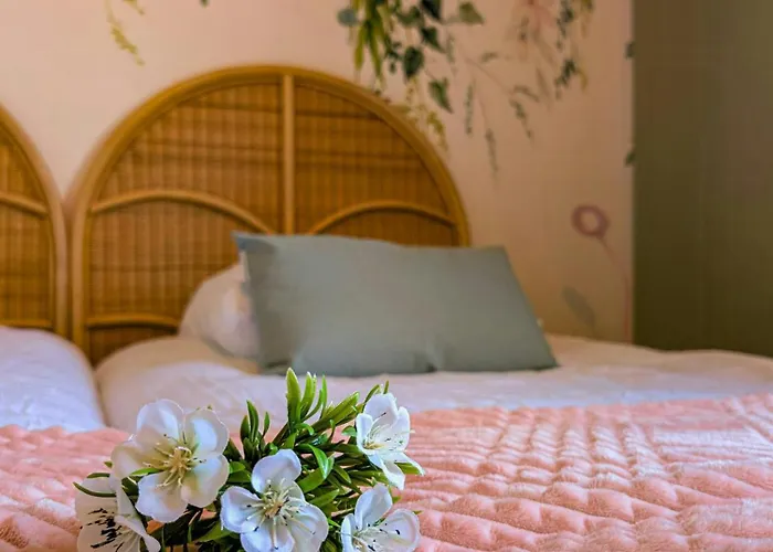 Former 1909 Family-friendly Station In Normandy *